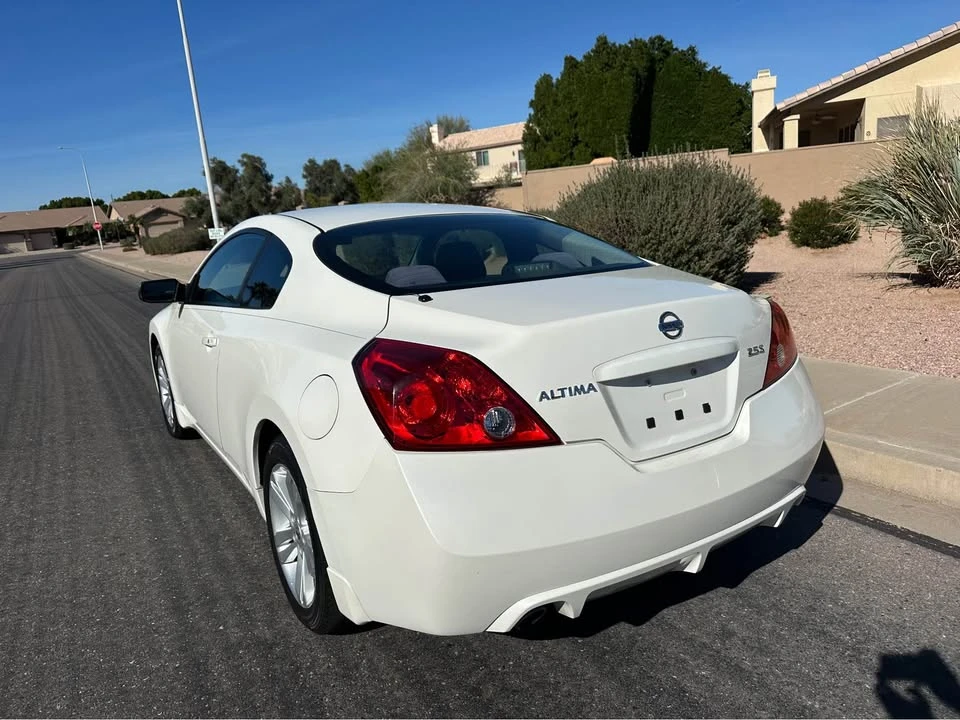2011 Nissan Altima 4th Gen - Image 5 of 11