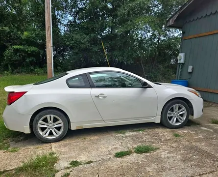 2011 Nissan Altima 2.5 S Coupe