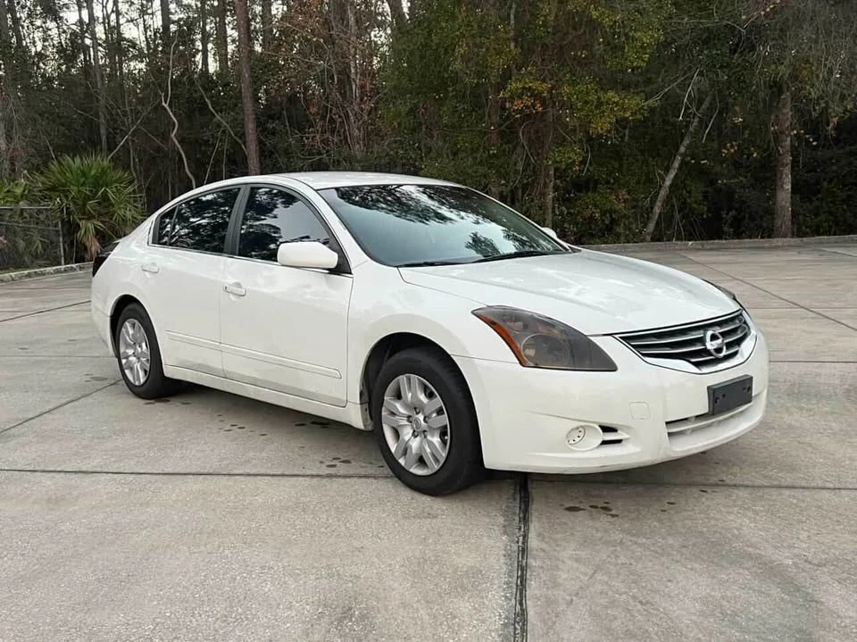 2011 Nissan Altima 4th Gen - Image 2 of 13
