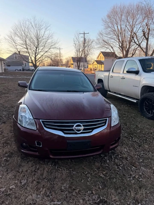 2011 Nissan Altima 4th Gen - Image 2 of 12