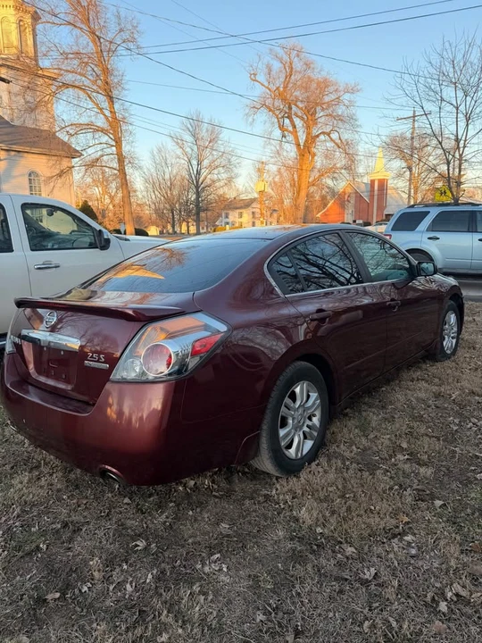 2011 Nissan Altima 4th Gen - Image 5 of 12