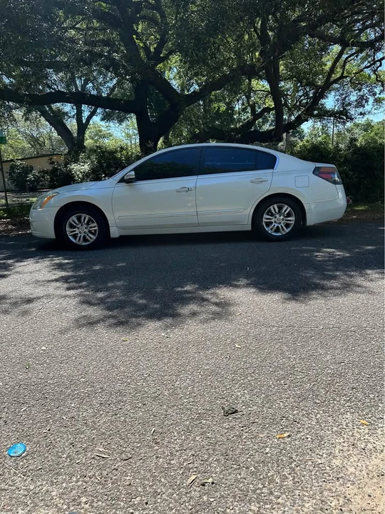 2011 Nissan Altima 4th Gen - Image 11 of 17