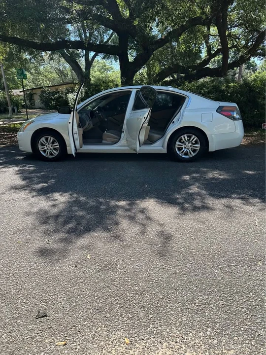 2011 Nissan Altima 4th Gen - Image 3 of 17