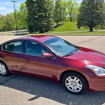 2011 Nissan Altima 2.5 SV Sedan 4D