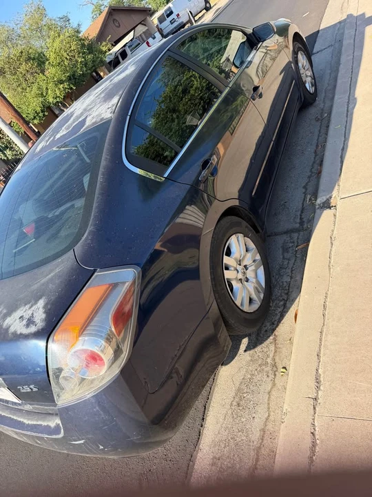 2011 Nissan Altima 4th Gen - Image 2 of 3