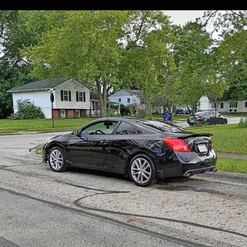 2011 Nissan Altima 3.5 SR Coupe