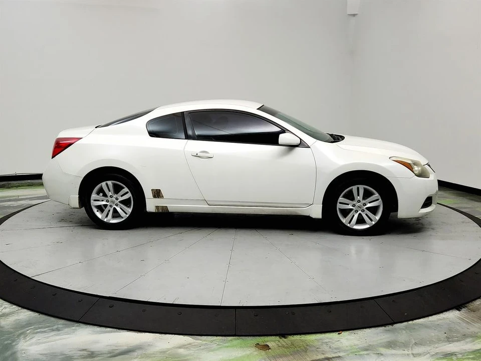 2011 Nissan Altima 4th Gen - Image 4 of 21