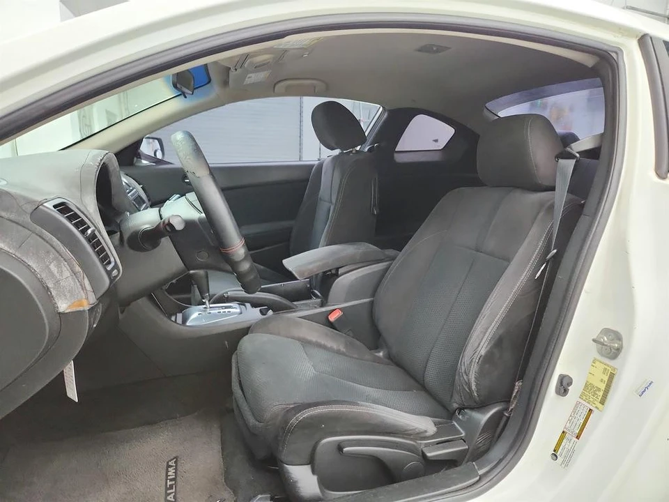 2011 Nissan Altima 4th Gen - Image 14 of 21