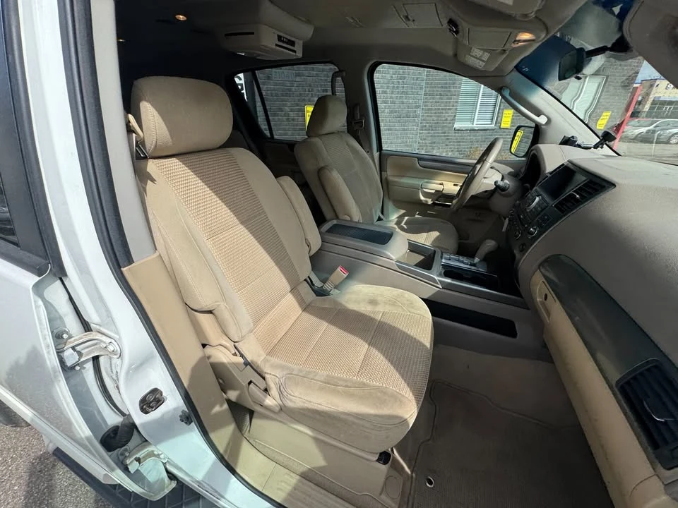 2011 Nissan Armada - Image 15 of 16