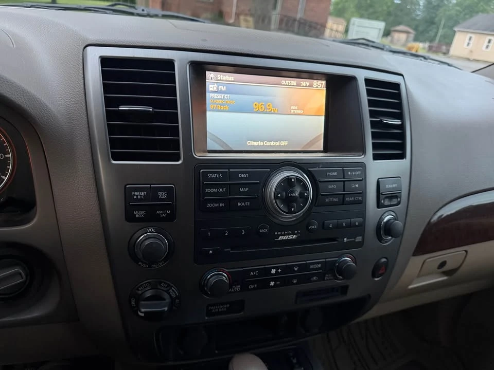 2011 Nissan Armada - Image 11 of 15