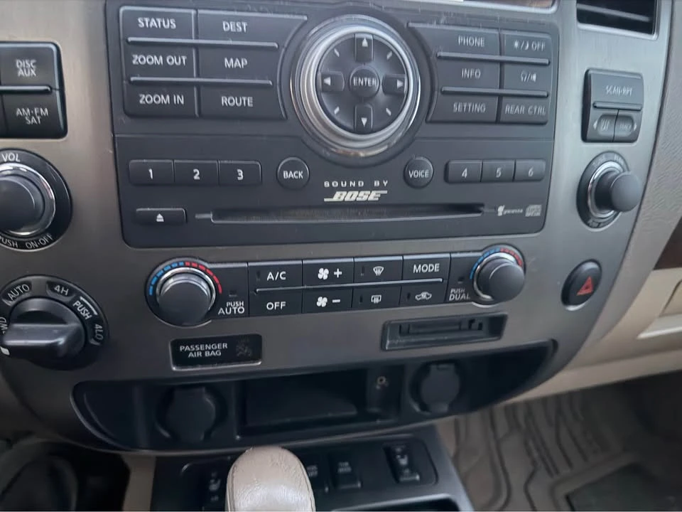 2011 Nissan Armada - Image 12 of 15