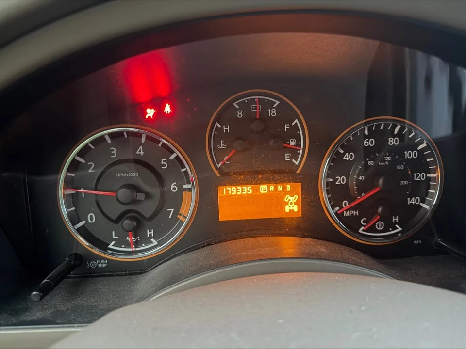 2011 Nissan Armada - Image 9 of 15