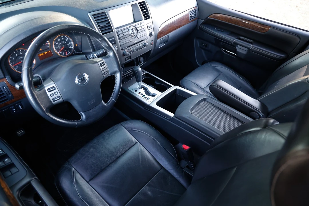 2011 Nissan Armada - Image 4 of 12