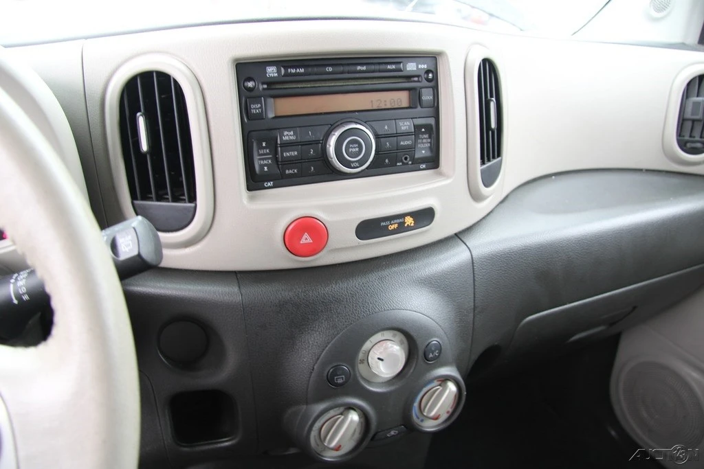 2011 Nissan Cube - Image 15 of 21
