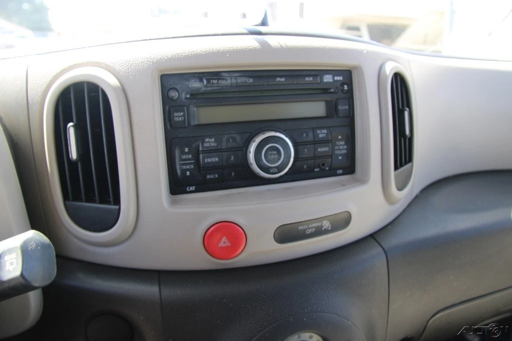 2011 Nissan Cube - Image 18 of 21