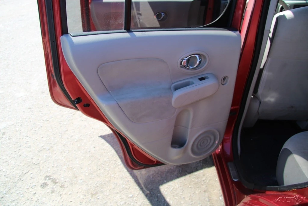 2011 Nissan Cube - Image 21 of 21