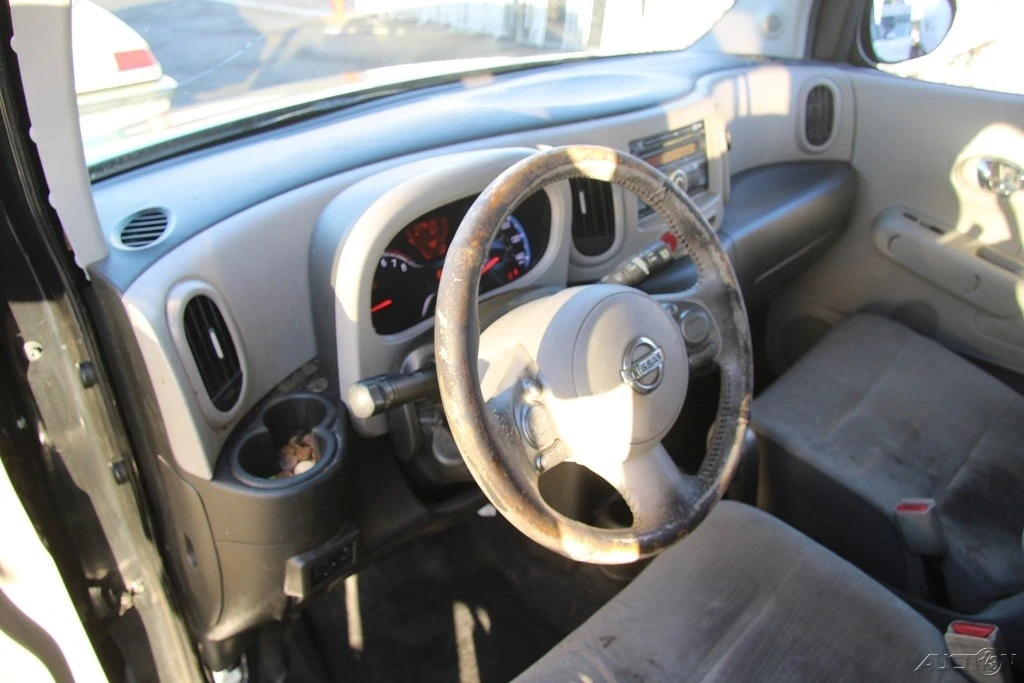 2011 Nissan Cube - Image 13 of 21