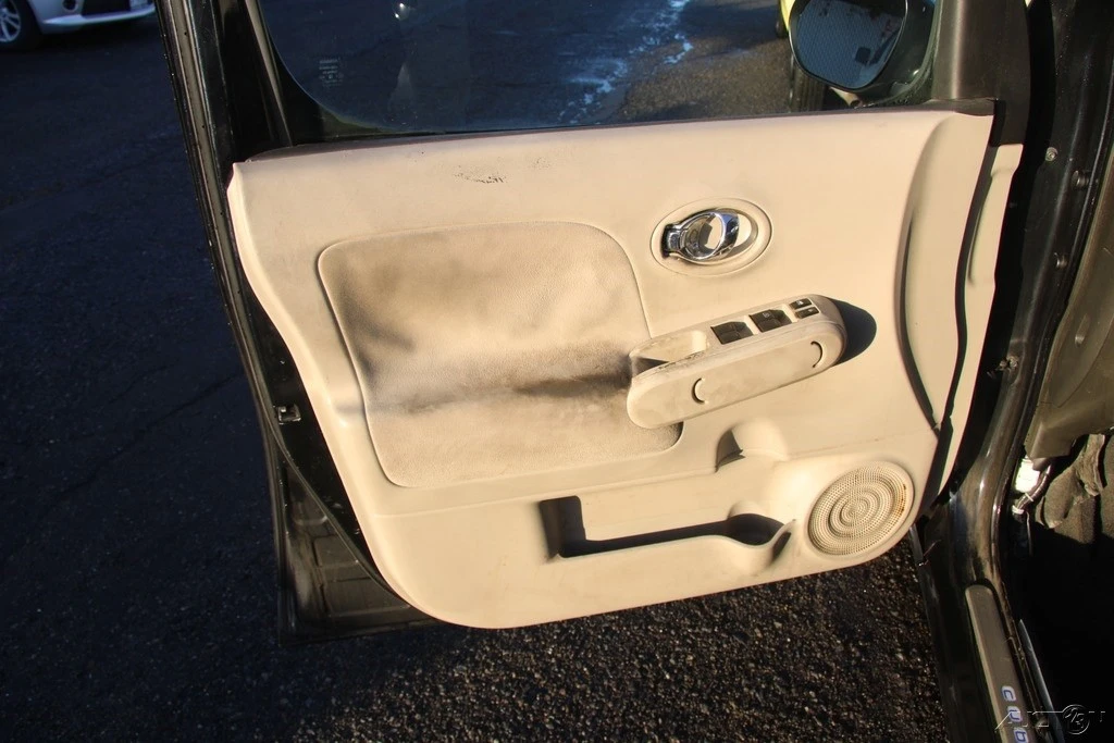 2011 Nissan Cube - Image 11 of 21