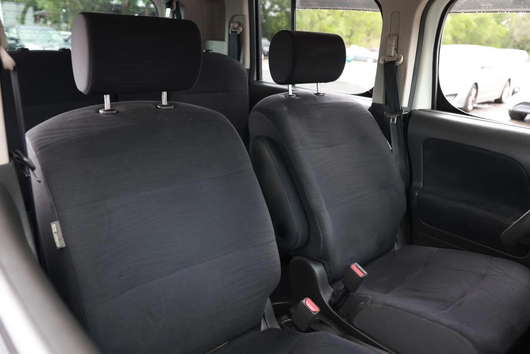 2011 Nissan Cube - Image 16 of 21