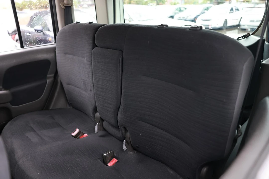 2011 Nissan Cube - Image 8 of 21