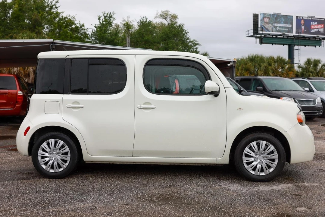 2011 Nissan Cube - Image 13 of 21