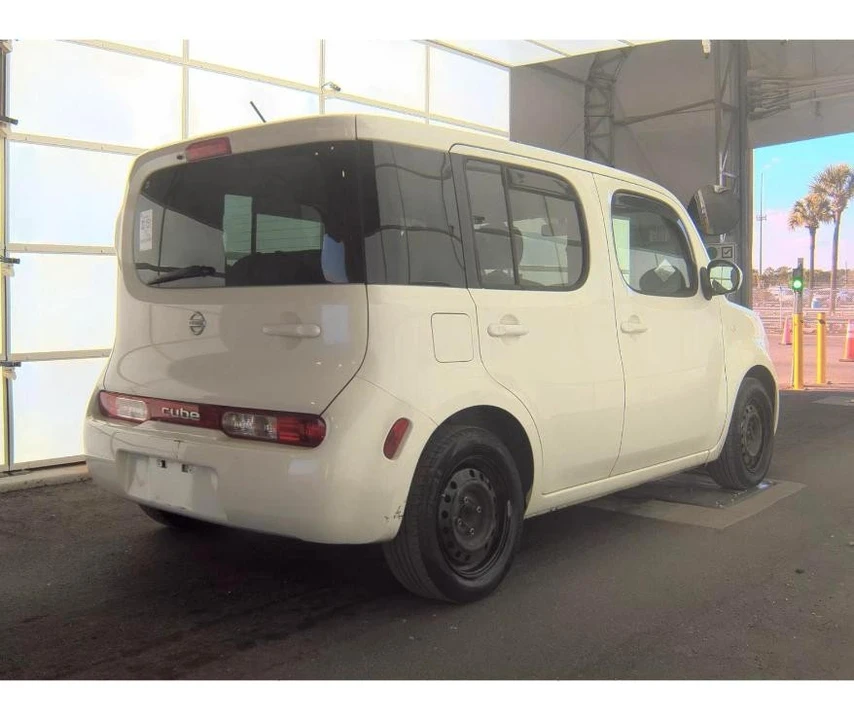 2011 Nissan Cube - Image 4 of 13
