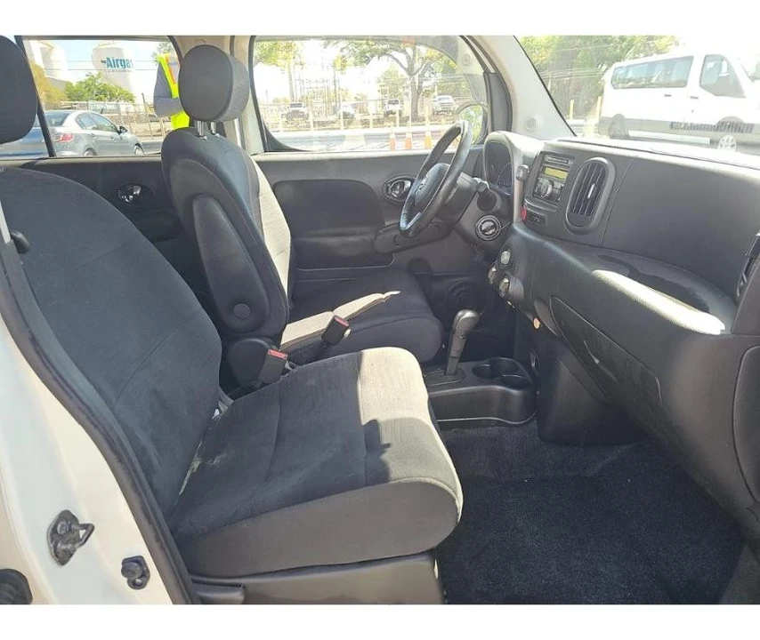 2011 Nissan Cube - Image 9 of 13