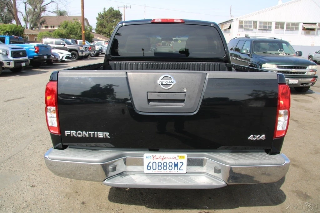 2011 Nissan Frontier 2nd Gen - Image 6 of 21