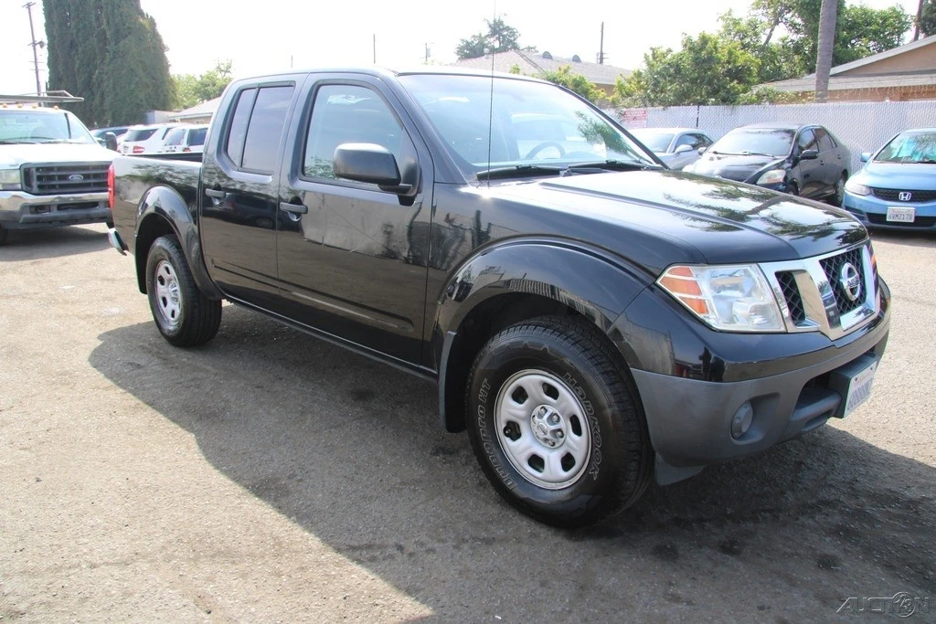 2011 Nissan Frontier 2nd Gen - Image 11 of 21