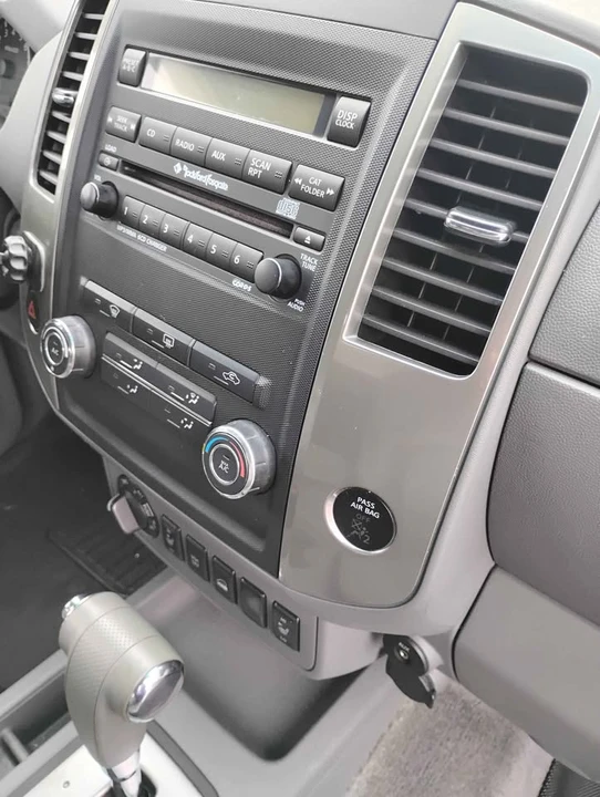 2011 Nissan Frontier 2nd Gen - Image 12 of 20