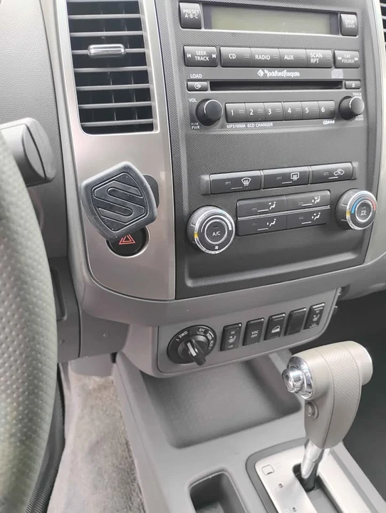 2011 Nissan Frontier 2nd Gen - Image 11 of 20