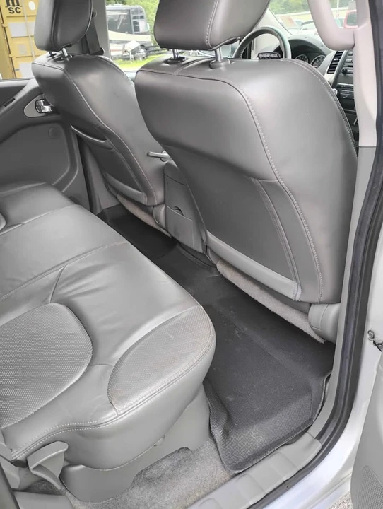 2011 Nissan Frontier 2nd Gen - Image 15 of 20