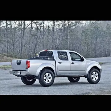 2011 Nissan Frontier Crew Cab Nismo Pickup 4D 5 ft