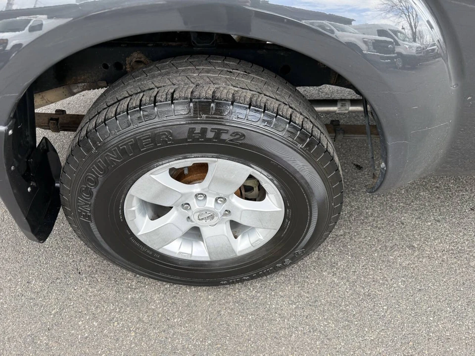2011 Nissan Frontier 2nd Gen - Image 12 of 20