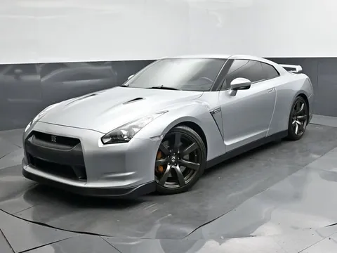2011 Nissan GT-R Premium