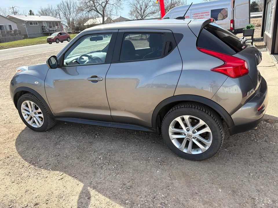 2011 Nissan Juke - Image 4 of 11