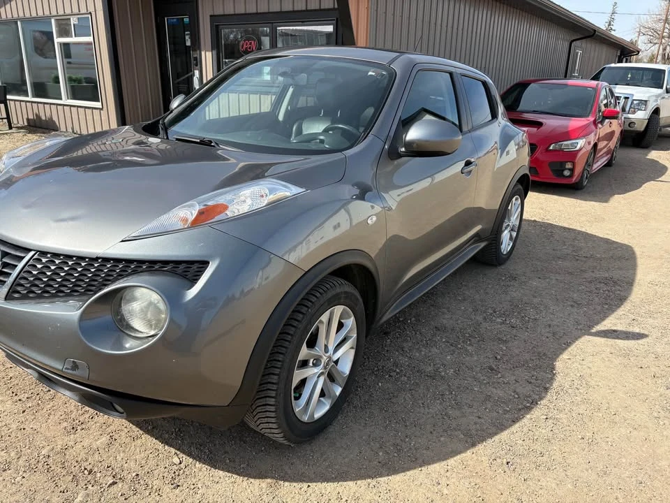 2011 Nissan Juke - Image 3 of 11