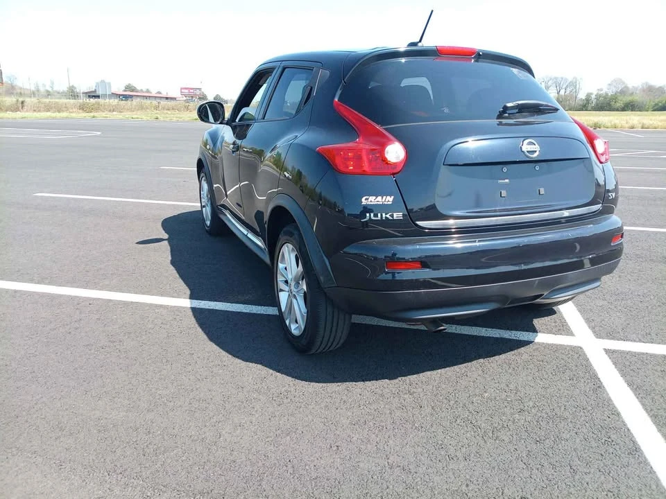 2011 Nissan Juke - Image 2 of 9