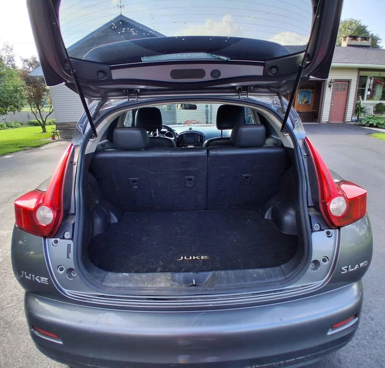 2011 Nissan Juke - Image 7 of 15