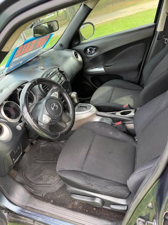 2011 Nissan Juke - Image 2 of 9