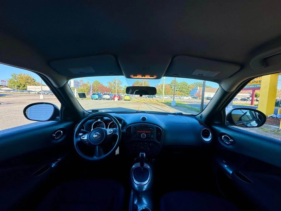 2011 Nissan Juke - Image 14 of 17