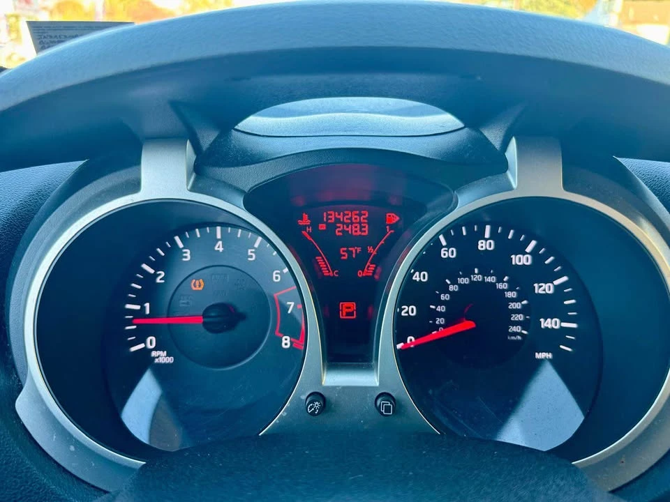 2011 Nissan Juke - Image 16 of 17