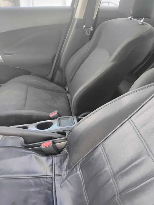 2011 Nissan Juke - Image 6 of 6