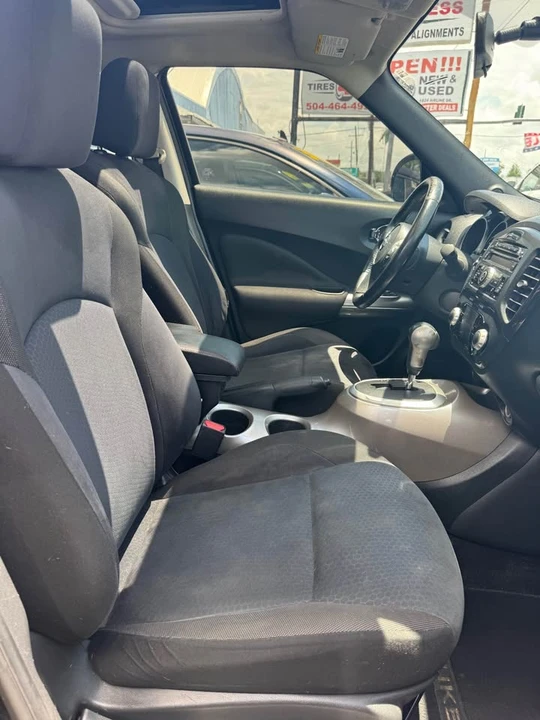 2011 Nissan Juke - Image 17 of 20