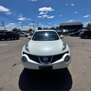 2011 Nissan JUKE S Sport Utility 4D