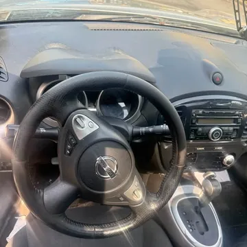 2011 Nissan JUKE S Sport Utility 4D