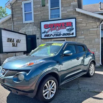 2011 Nissan JUKE S Sport Utility 4D