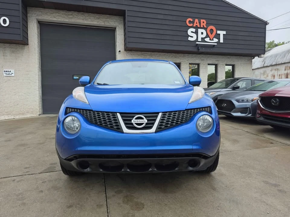 2011 Nissan Juke - Image 2 of 18