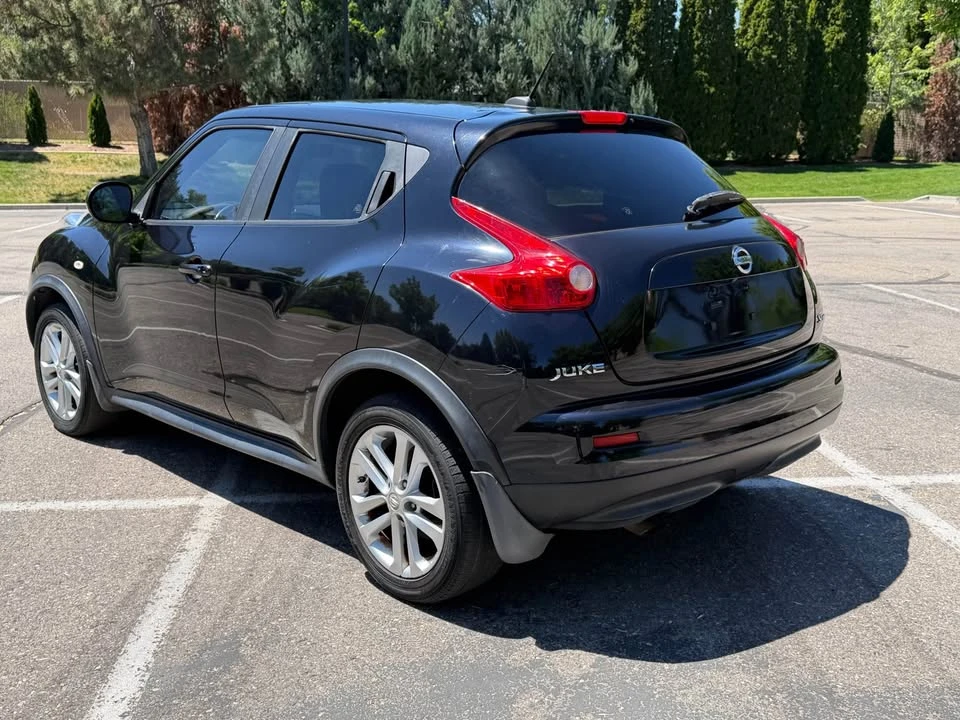 2011 Nissan Juke - Image 6 of 17