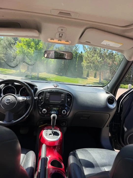 2011 Nissan Juke - Image 13 of 17